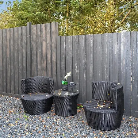 Three-bedroom Holiday In * Hals